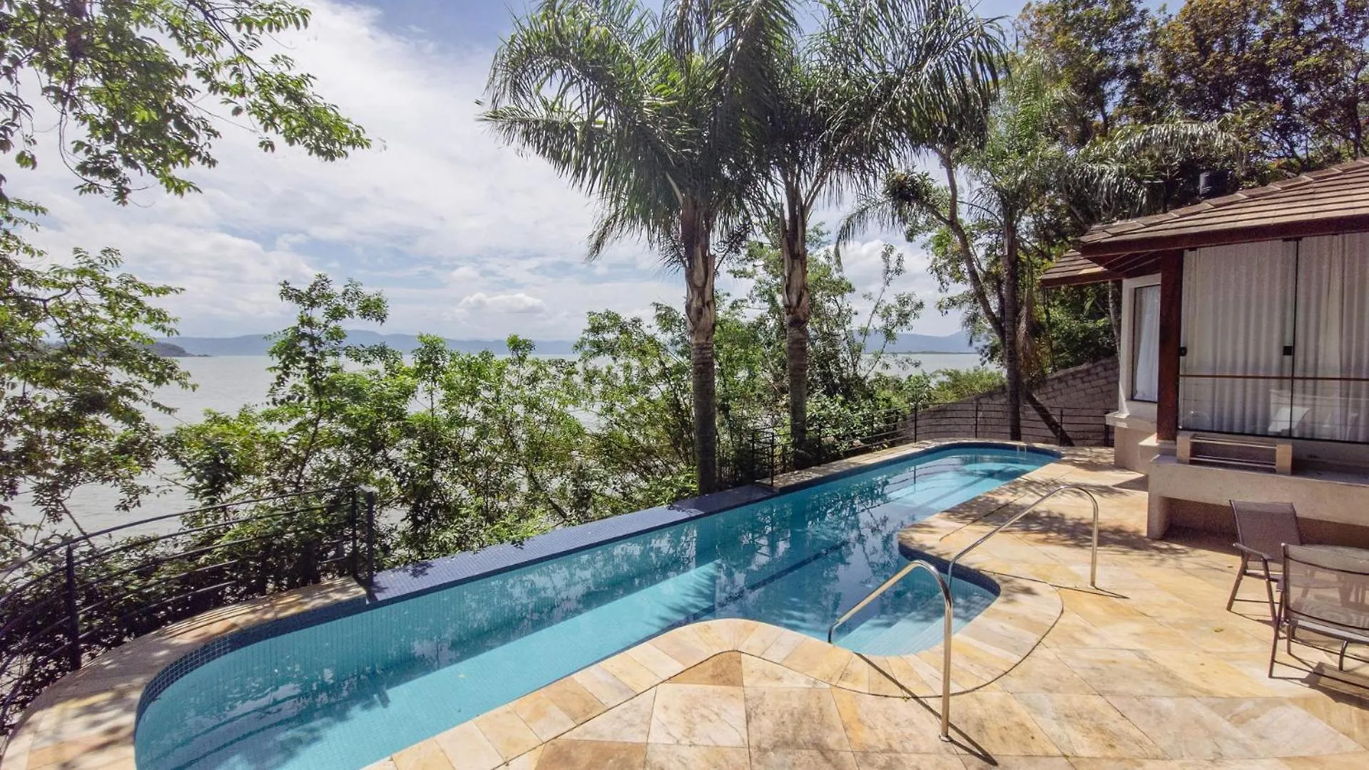 Bangalo Pe Na Areia Com Piscina Mk5729 Apartment Florianopolis 0*,  Brazil